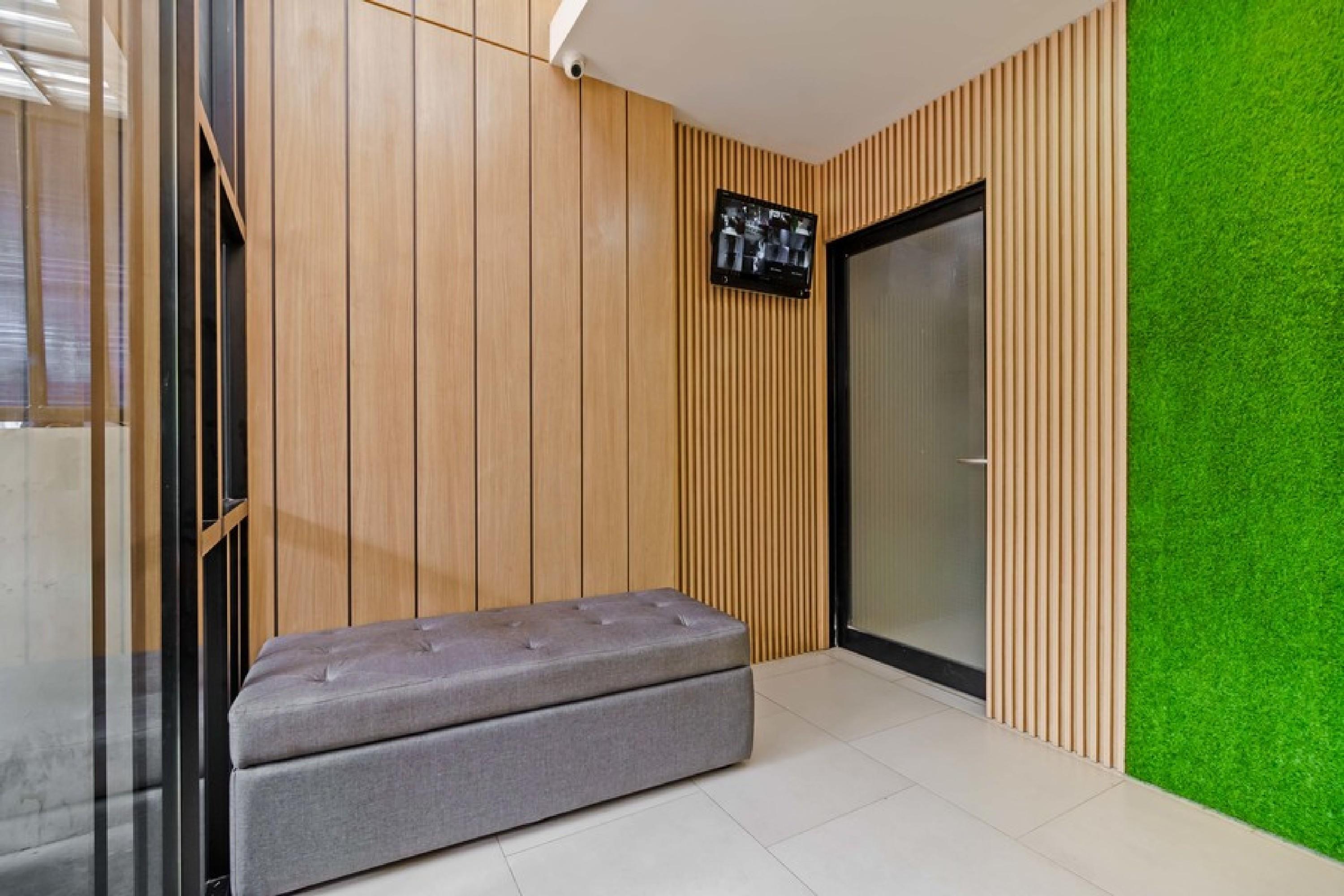 Reddoorz @ Mangga Besar 2 Hotel Джакарта Екстериор снимка