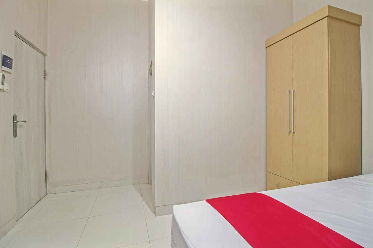 Reddoorz @ Mangga Besar 2 Hotel Джакарта Екстериор снимка